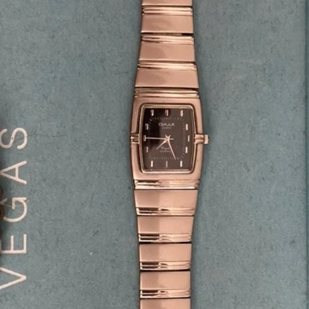 OMAX watch waterproof with stainless band
